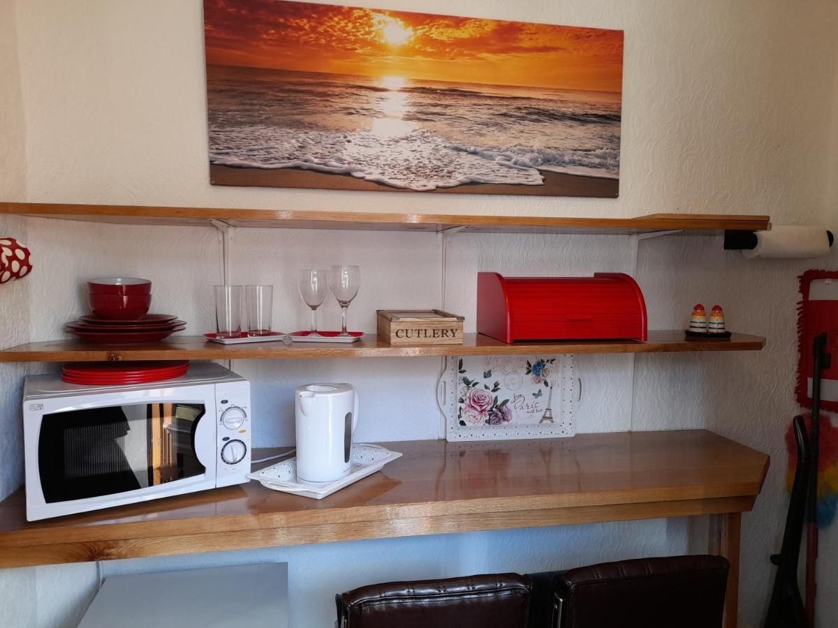 ホテル The Anchorage Amlwch エクステリア 写真